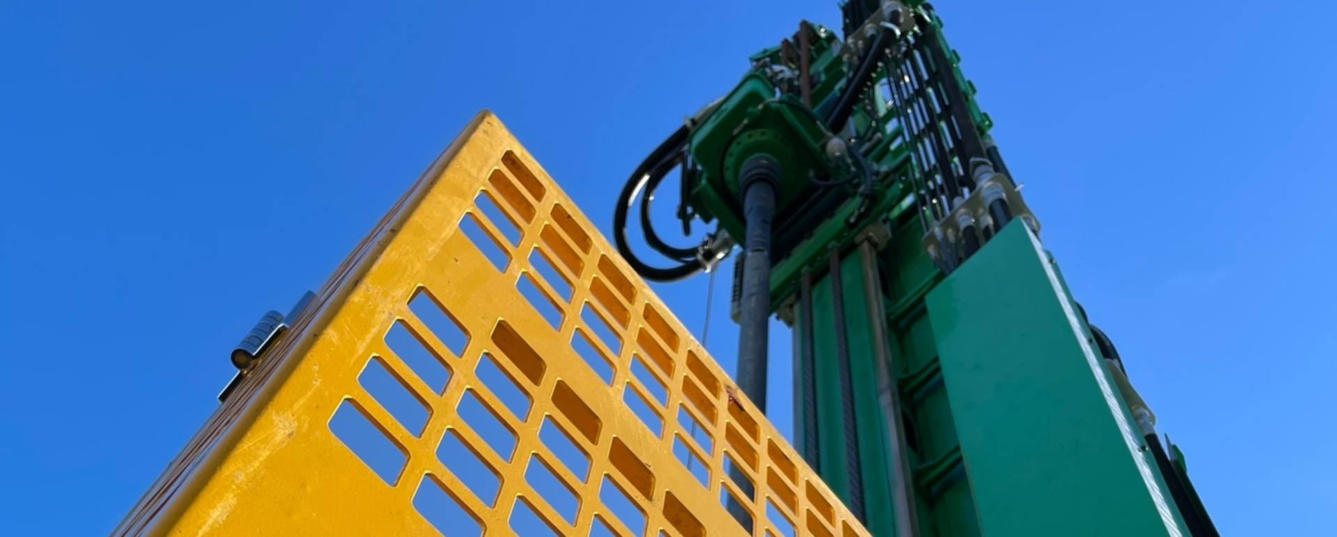 Drilling Rig worms eye view